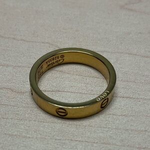 Gold ring